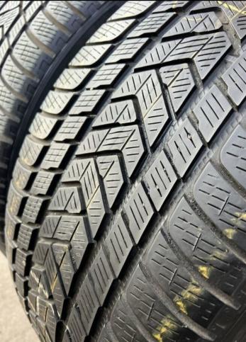 Pirelli Scorpion Winter 295/40 R21