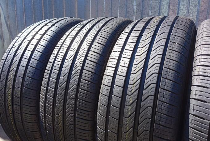 Pirelli P8FS 215/60 R16