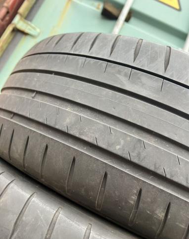 Michelin Pilot Sport 4 225/45 R18