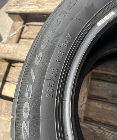Pirelli P7 Evo Touring 205/60 R16
