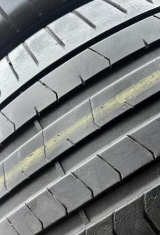 Pirelli P Zero PZ4 275/40 R21