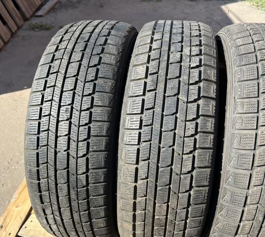 Dunlop Graspic DS3 215/60 R17