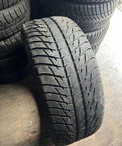 Nokian Tyres WR SUV 3 265/50 R20