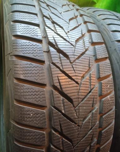 Vredestein Wintrac Xtreme S 235/50 R18