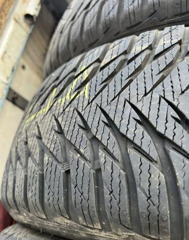 Goodyear UltraGrip 8 195/55 R16