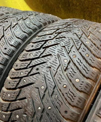 Nokian Tyres Hakkapeliitta 8 215/55 R17