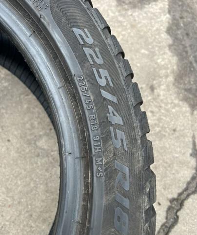 Pirelli Winter Sottozero 3 225/45 R18