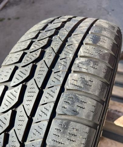 Continental Conti4x4WinterContact 215/60 R17