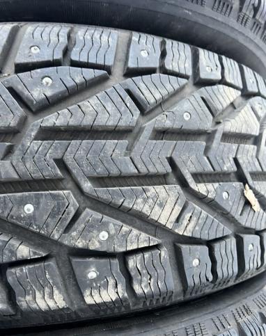 Tigar SUV Ice 235/60 R18