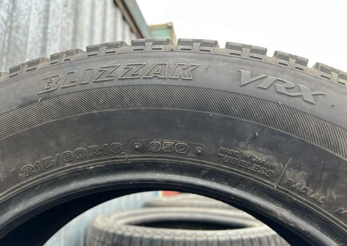 Bridgestone Blizzak VRX 215/60 R16