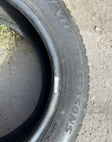 Goodyear Vector 4Seasons Gen-2 215/55 R17