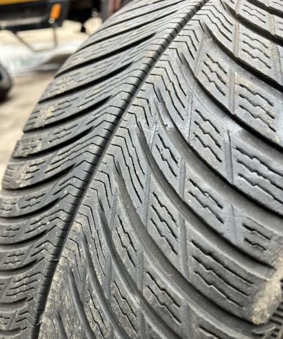 Michelin Pilot Alpin 5 235/40 R18