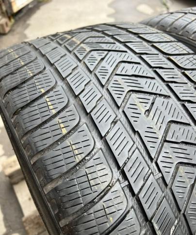 Pirelli Scorpion Winter 325/35 R22