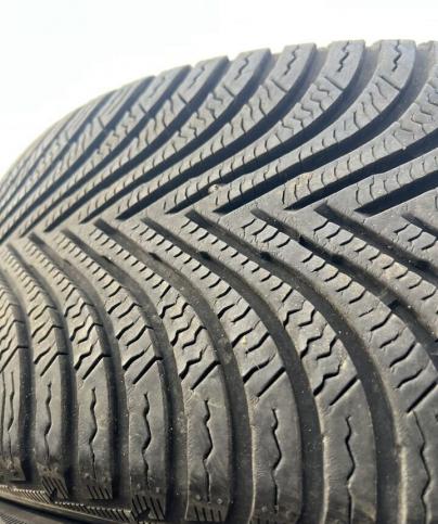 Michelin Alpin 5 215/55 R16