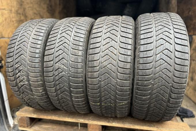 Pirelli Winter Sottozero 3 255/45 R19