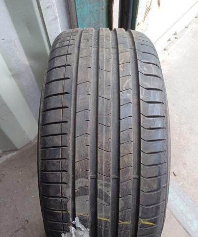 Pirelli P Zero PZ4 255/35 R20