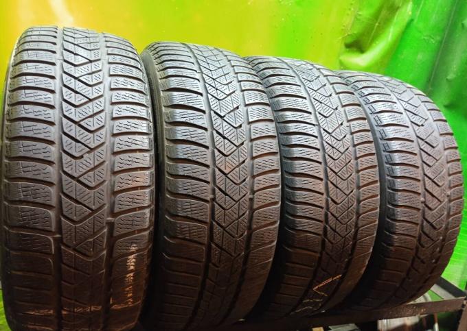 Pirelli Winter Sottozero 3 215/55 R17