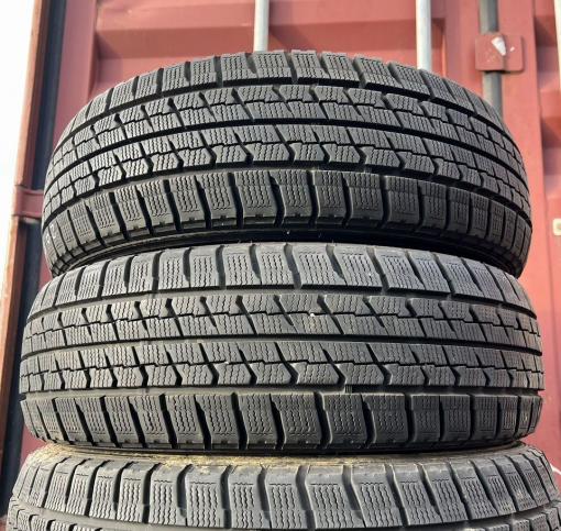 Goodyear Ice Navi Zea II 205/60 R16