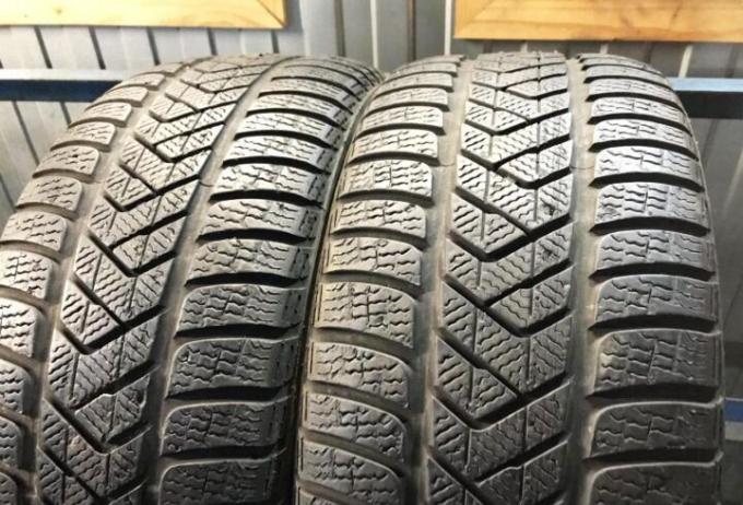 Pirelli Winter Sottozero 3 225/60 R18