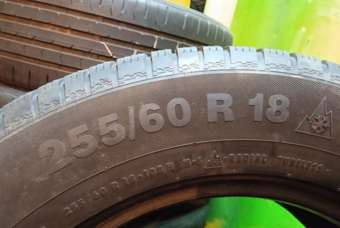 Continental ContiWinterContact TS 830 P 255/60 R18