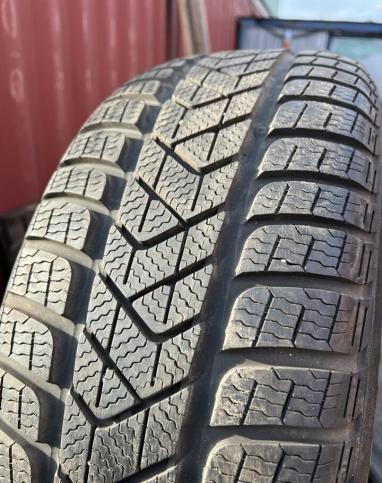 Pirelli Winter Sottozero 3 225/55 R18