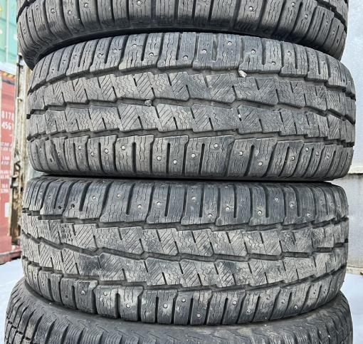 Michelin Agilis X-Ice North 235/65 R16C