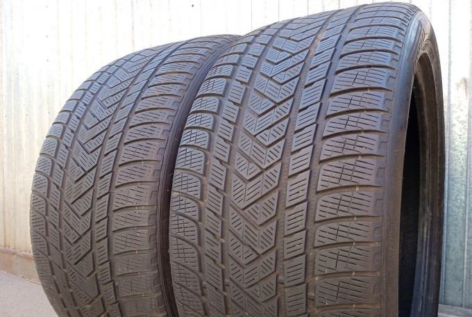 Pirelli Scorpion Winter 315/40 R21