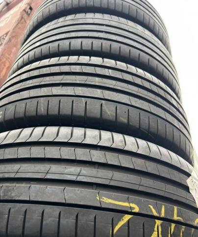 Pirelli P Zero PZ4 225/45 R19