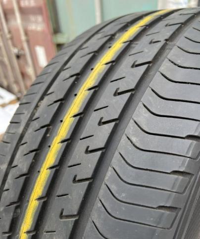 Dunlop Veuro VE303 245/45 R19