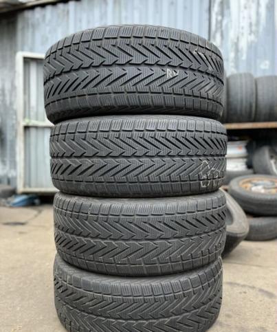 Vredestein Wintrac 4 Xtreme 275/45 R20