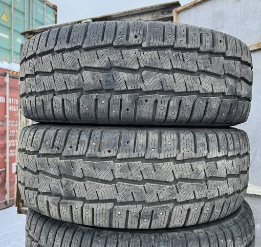 Michelin Agilis X-Ice North 235/65 R16C