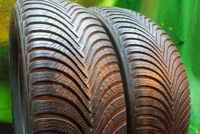 Michelin Alpin 5 215/60 R17