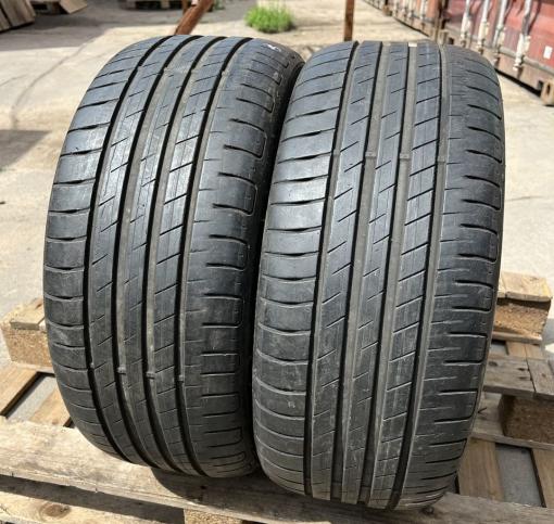 Goodyear EfficientGrip Performance 225/45 R17