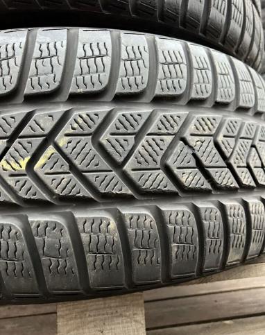 Pirelli Winter Sottozero 3 255/45 R19