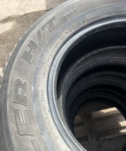 Bridgestone Dueler H/T 684II 265/65 R17