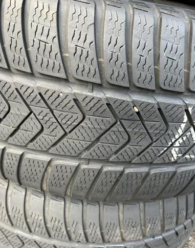 Pirelli Scorpion Winter RFT 275/45 R20