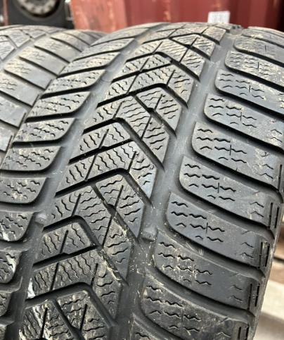 Pirelli Winter Sottozero 3 245/45 R18