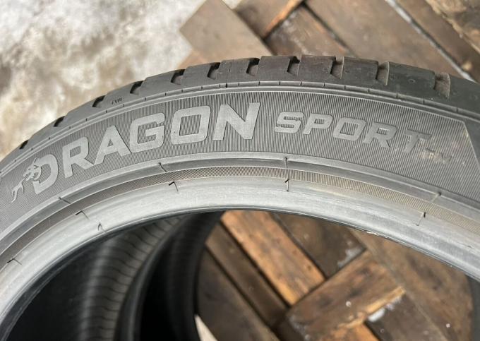 Pirelli Dragon Sport 235/40 R18