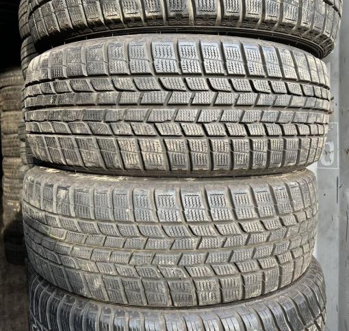 Goodyear Ice Navi 6 215/55 R17