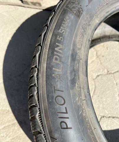 Michelin Pilot Alpin 5 SUV 275/50 R20