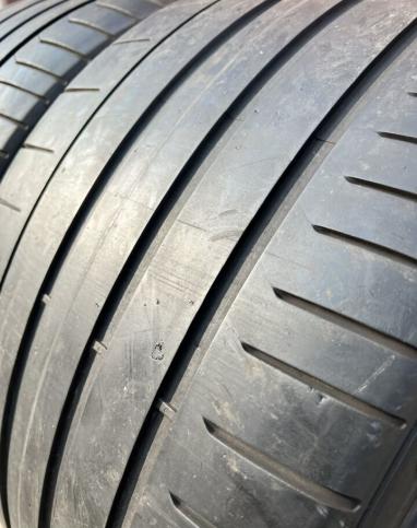 Pirelli P Zero PZ4 305/30 R21