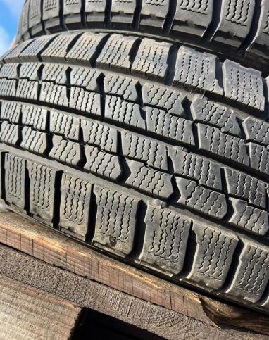 Goodyear Ice Navi Zea II 205/60 R16