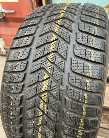 Pirelli Winter Sottozero 3 275/35 R21