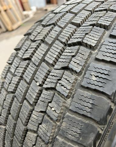 Goodyear Ice Navi Zea 225/45 R17