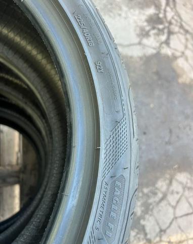 Goodyear Eagle F1 Asymmetric 5 225/40 R18