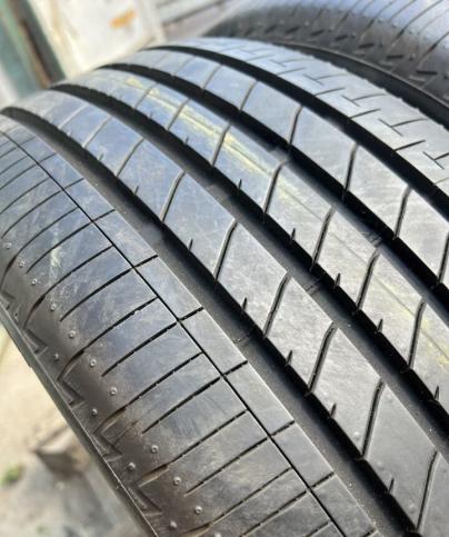 Bridgestone Turanza T005A 215/45 R18