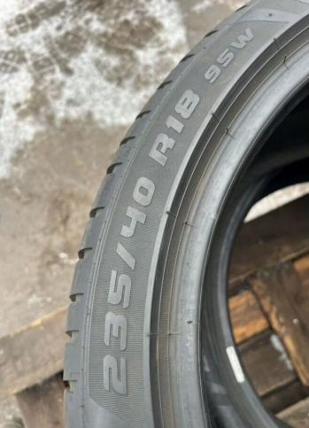 Pirelli Dragon Sport 235/40 R18