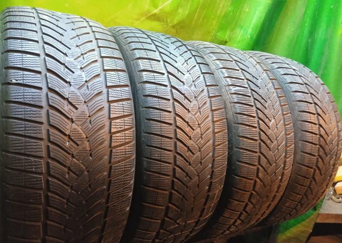 Goodyear UltraGrip Performance 275/45 R21