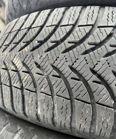 Michelin Alpin 4 185/65 R15