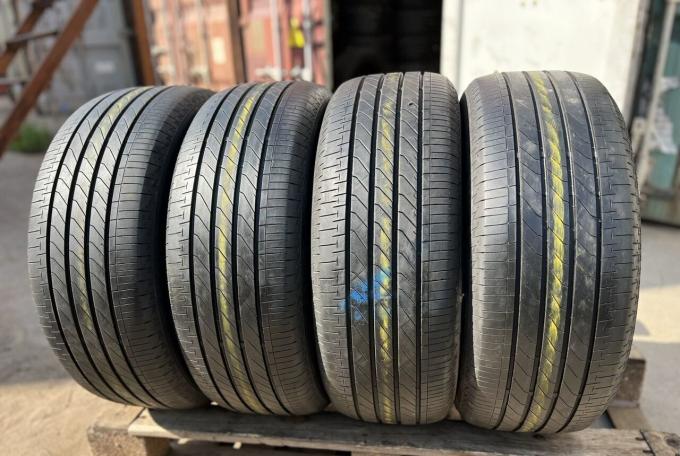 Bridgestone Turanza T005A 225/55 R17